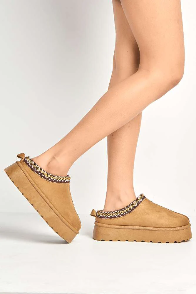 Milo Kids Flatform Fluffy Slippers in Camel - Image 3