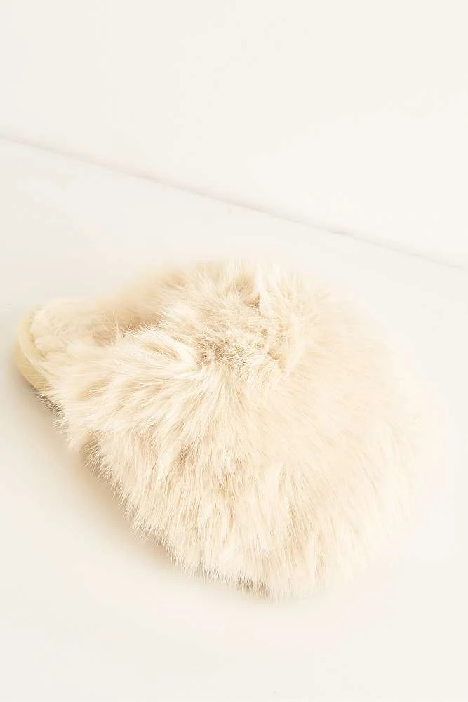 Mimi Fluffy Flat Slippers in Beige - Image 5