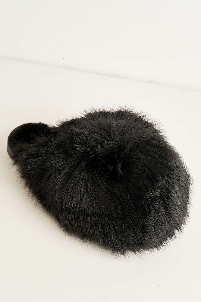 Mimi Fluffy Flat Slippers in Black - Image 5
