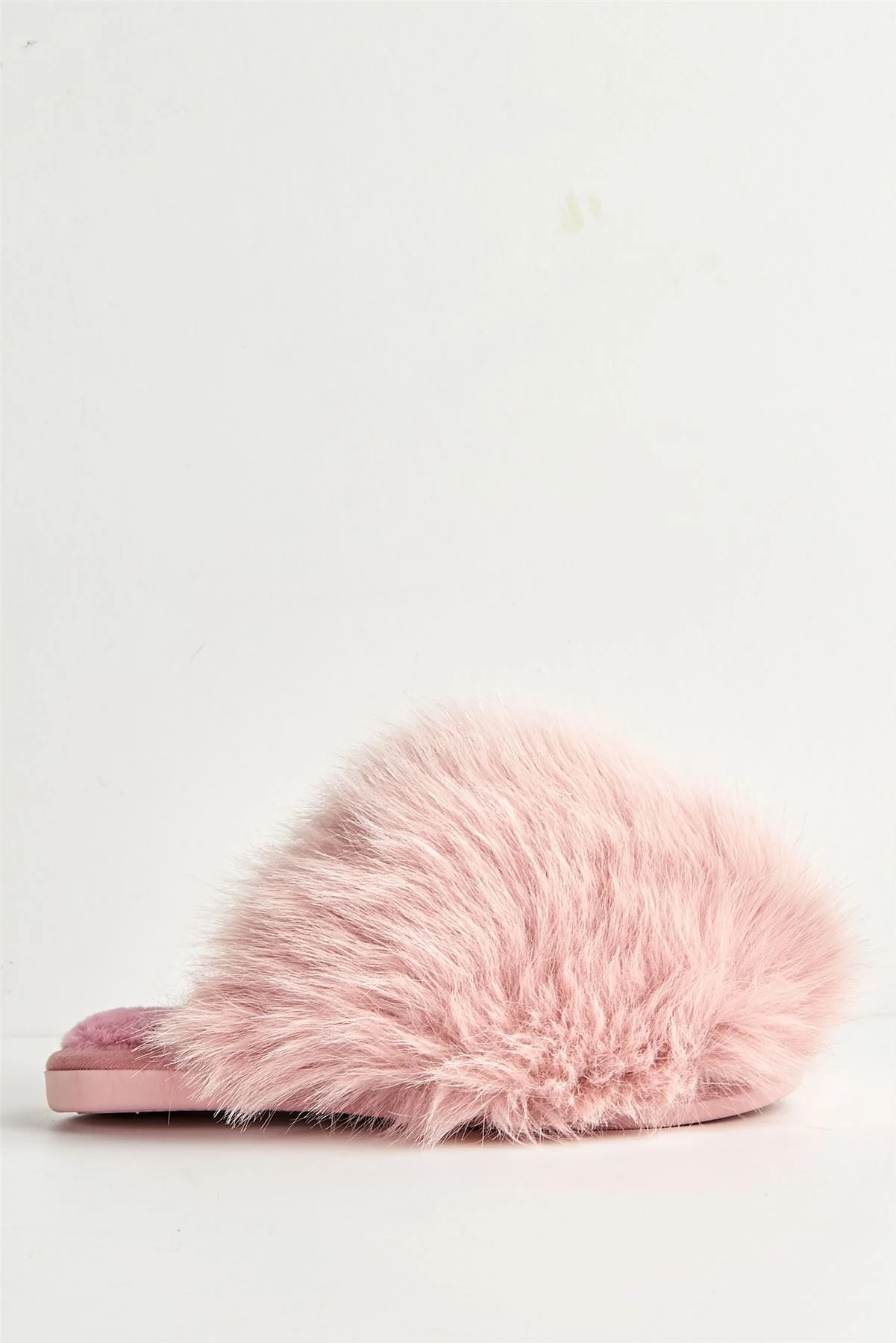Mimi Fluffy Flat Slippers in Pink - Image 4
