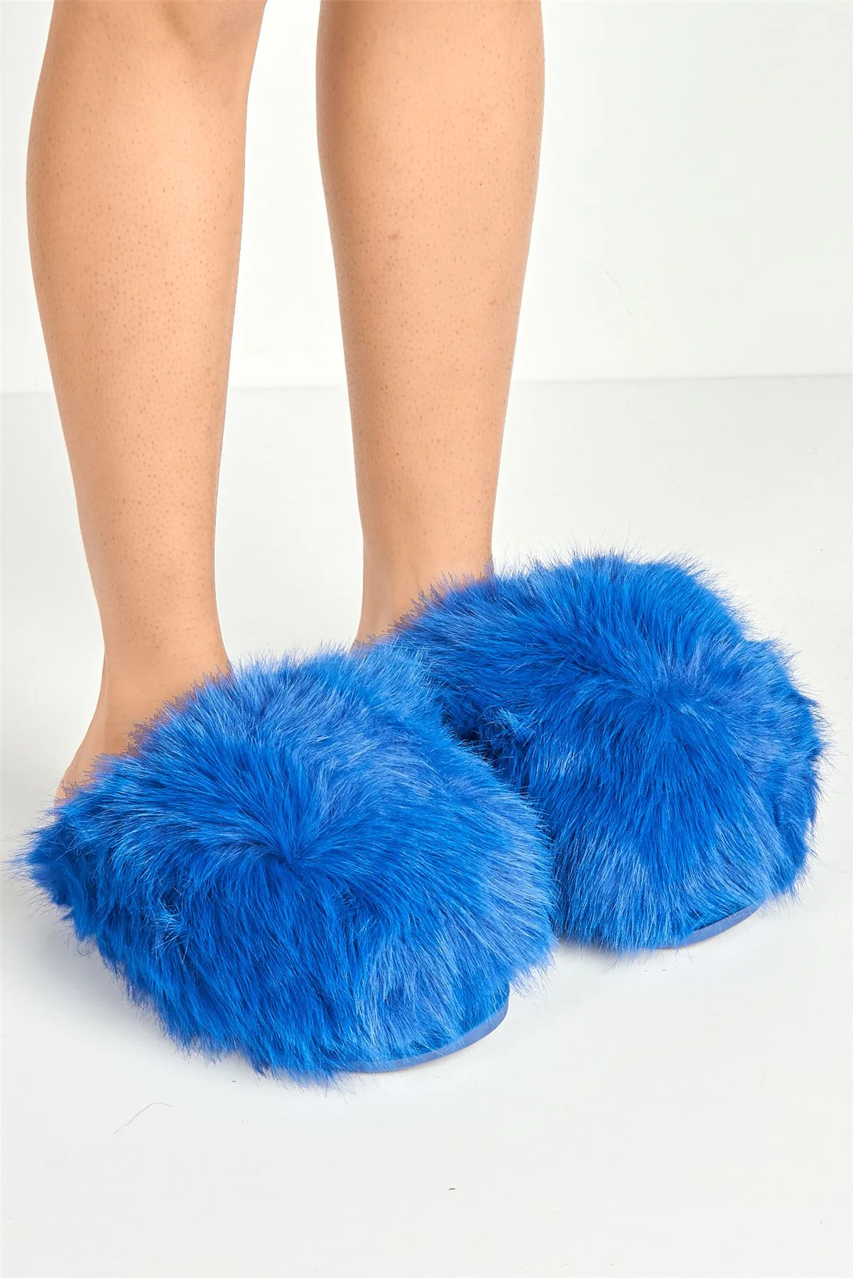 Mimi Fluffy Flat Slippers in Royal Blue - Image 3