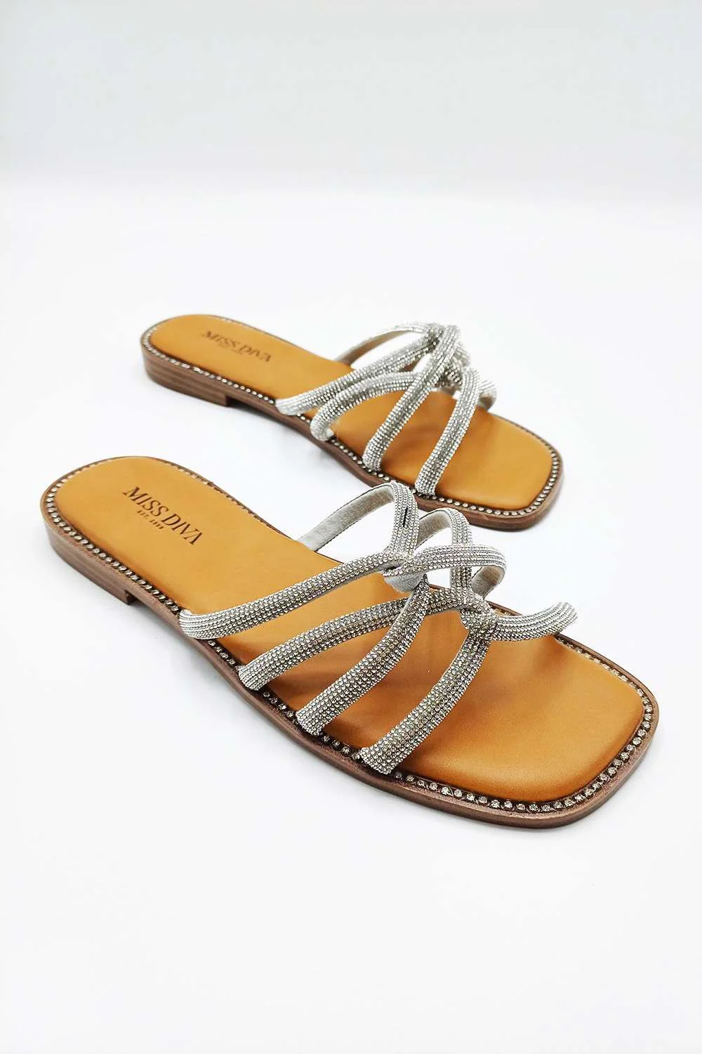 Minerva Diamante Plaited 3 Strap Sliders in Silver - Image 5