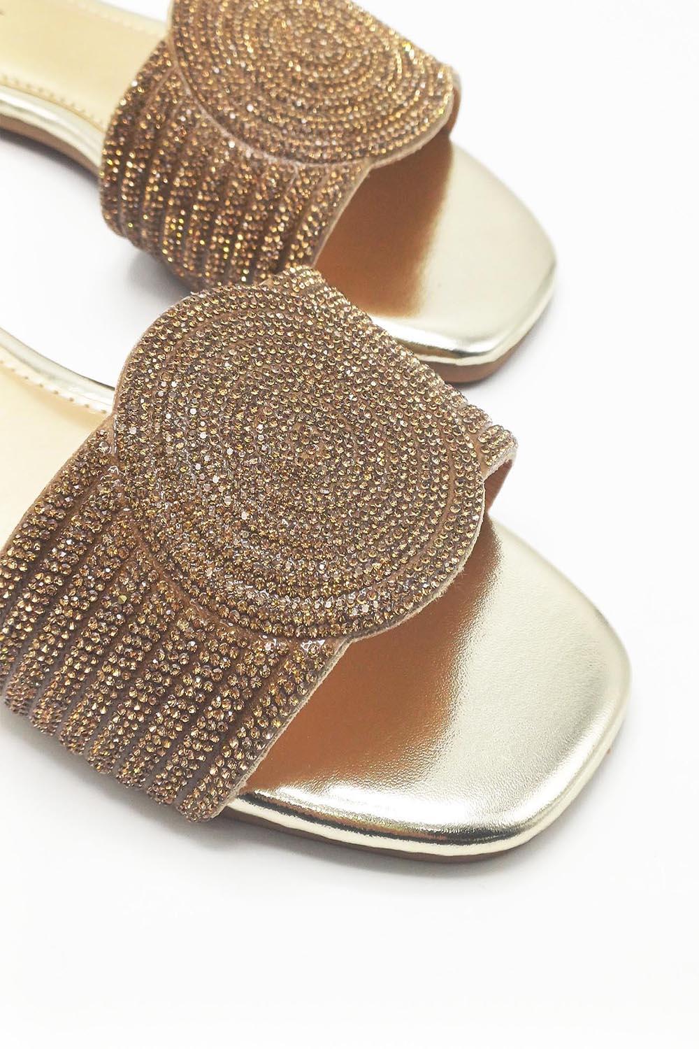 Nala Circle Detail Diamante Band Sliders in Gold - Image 6
