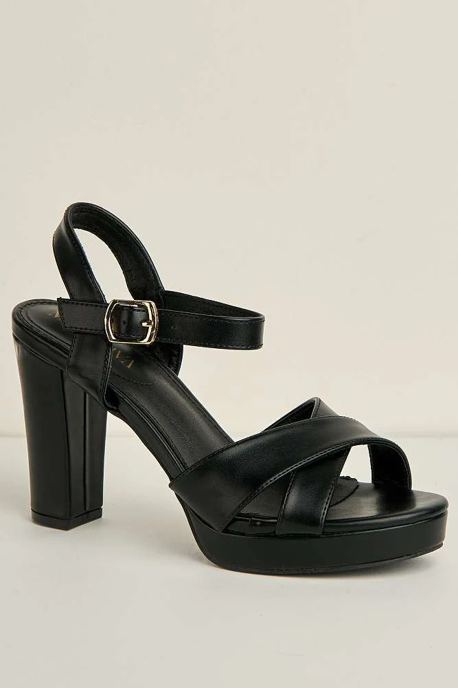 Natty Criss-Cross Font Block Heel Ankle Strap Sandals in Black - Image 4
