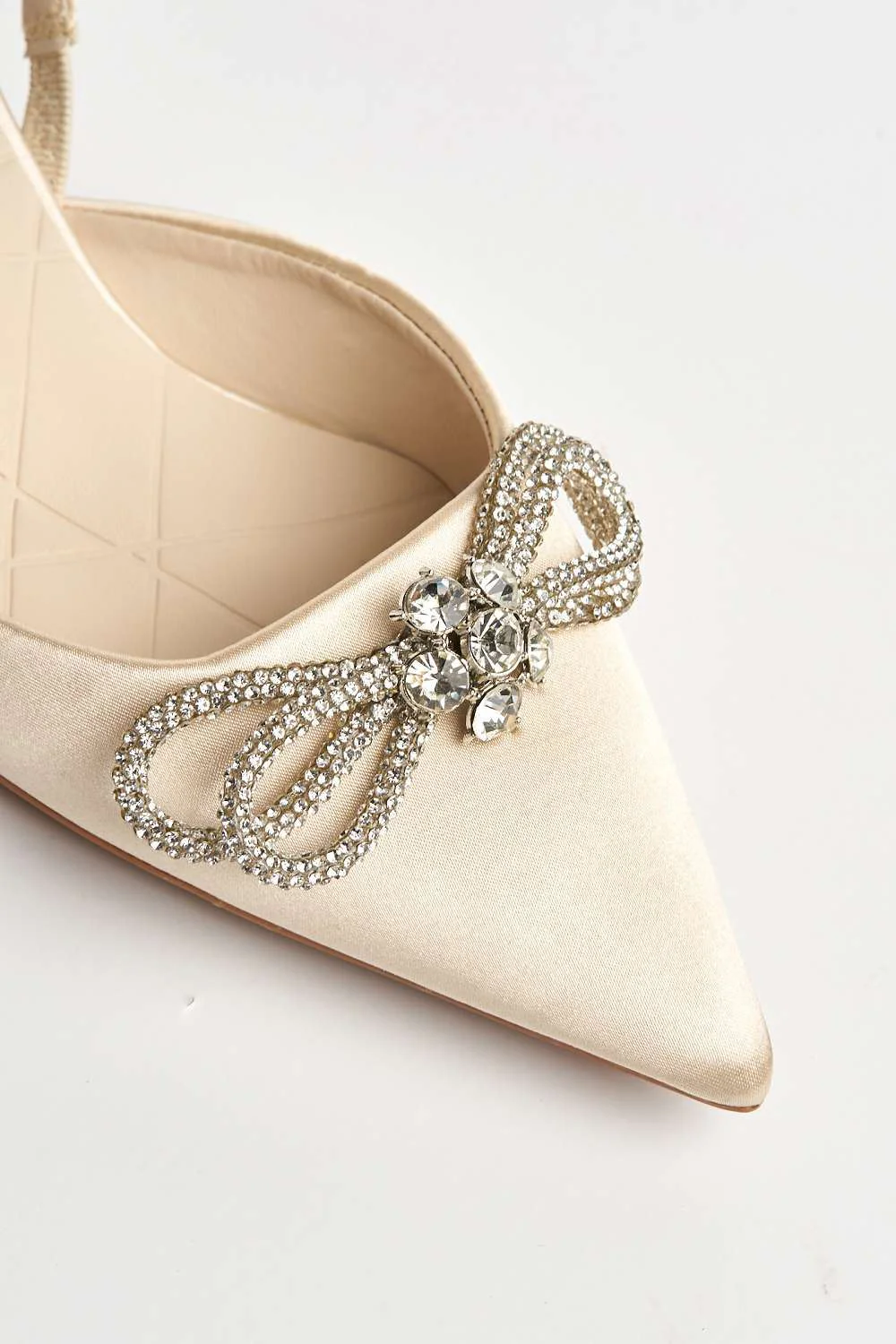Nia Diamante Bow Detail Kitten Heel Court Shoes in Beige - Image 6