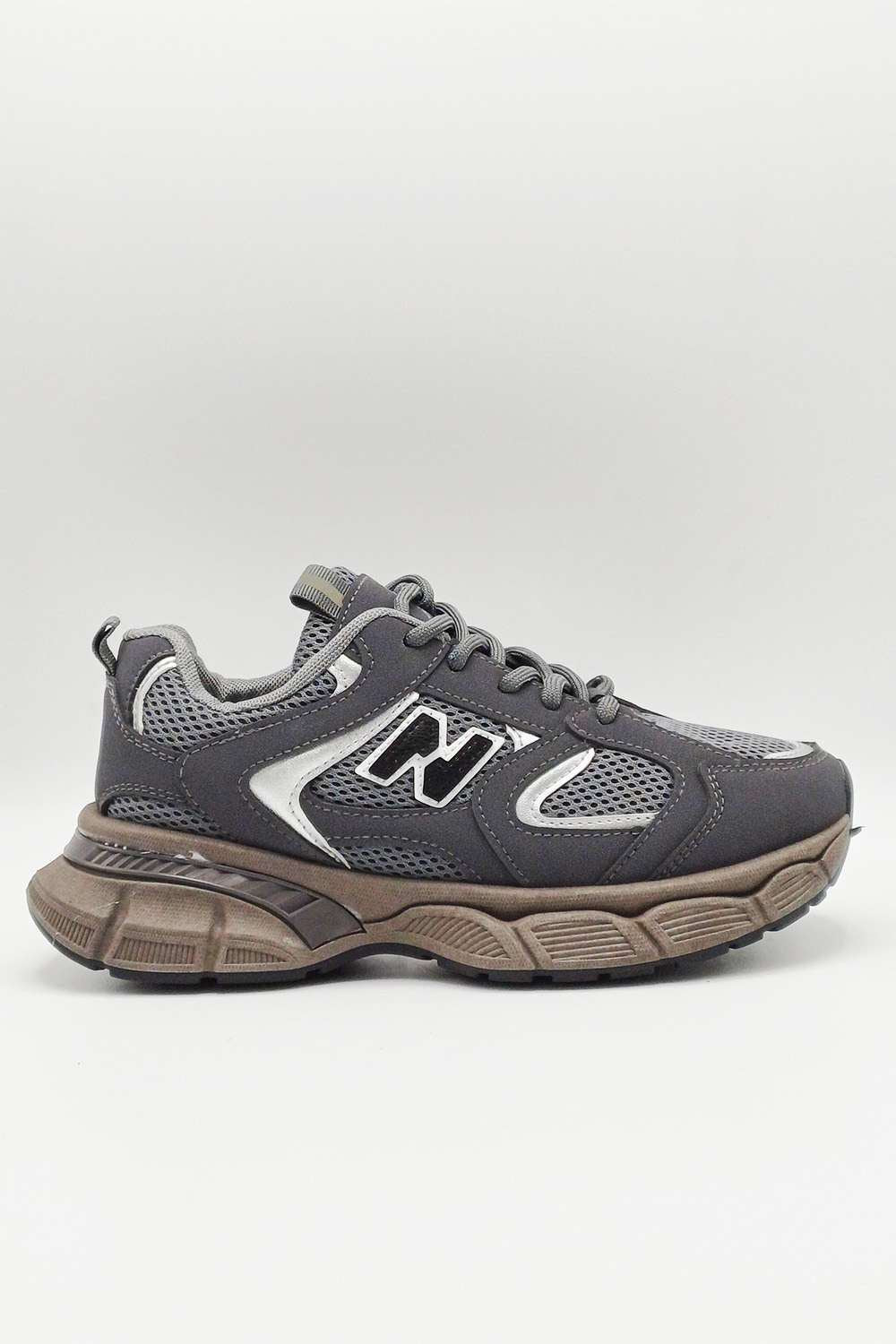 Novastride Mesh Lace-Up Trainers in Grey - Image 3