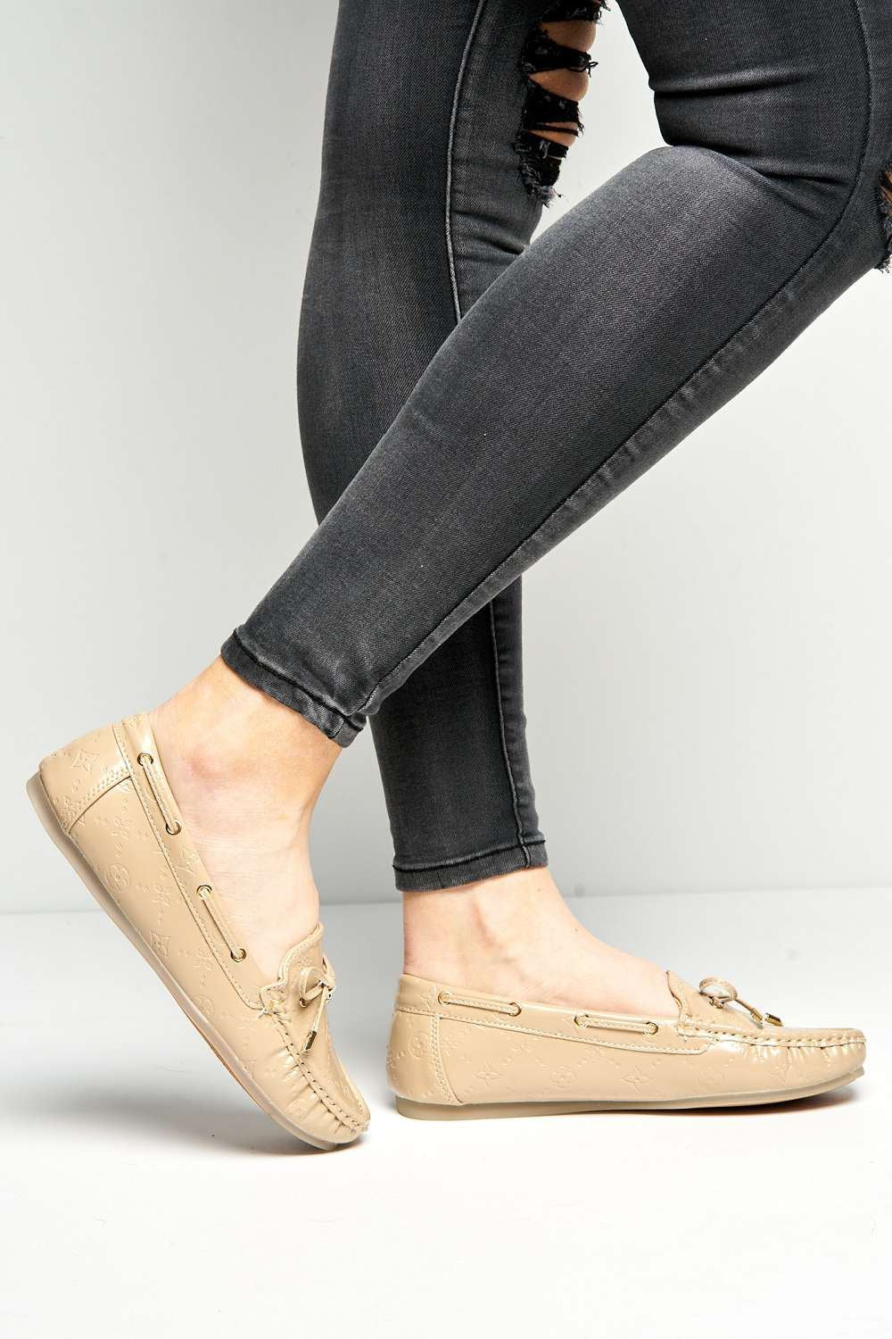 Padee Bow Detail Patterned Flat Loafers in Nude - Image 2
