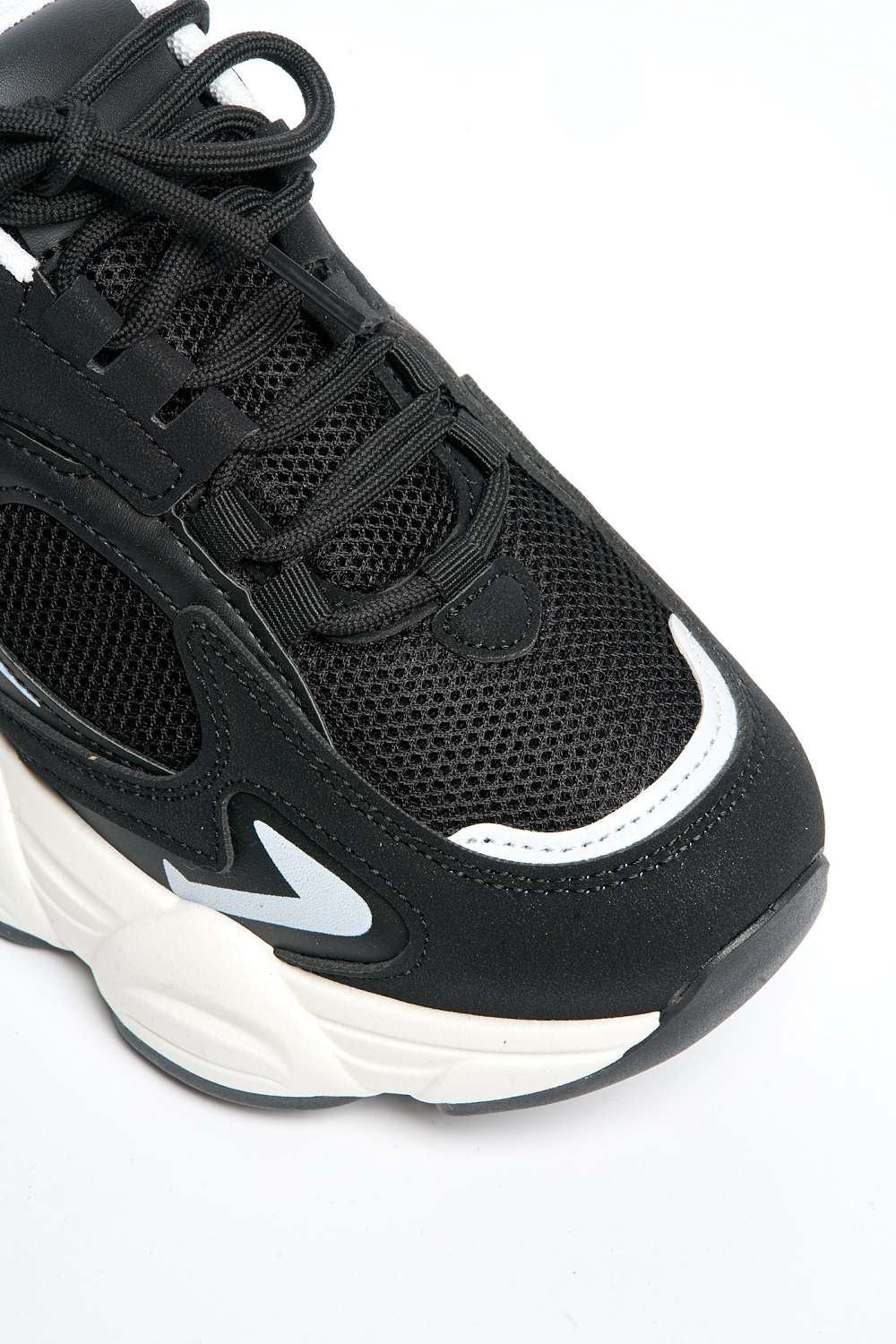 Paola Chunky Sole Lace-Up Trainers in Black - Image 6