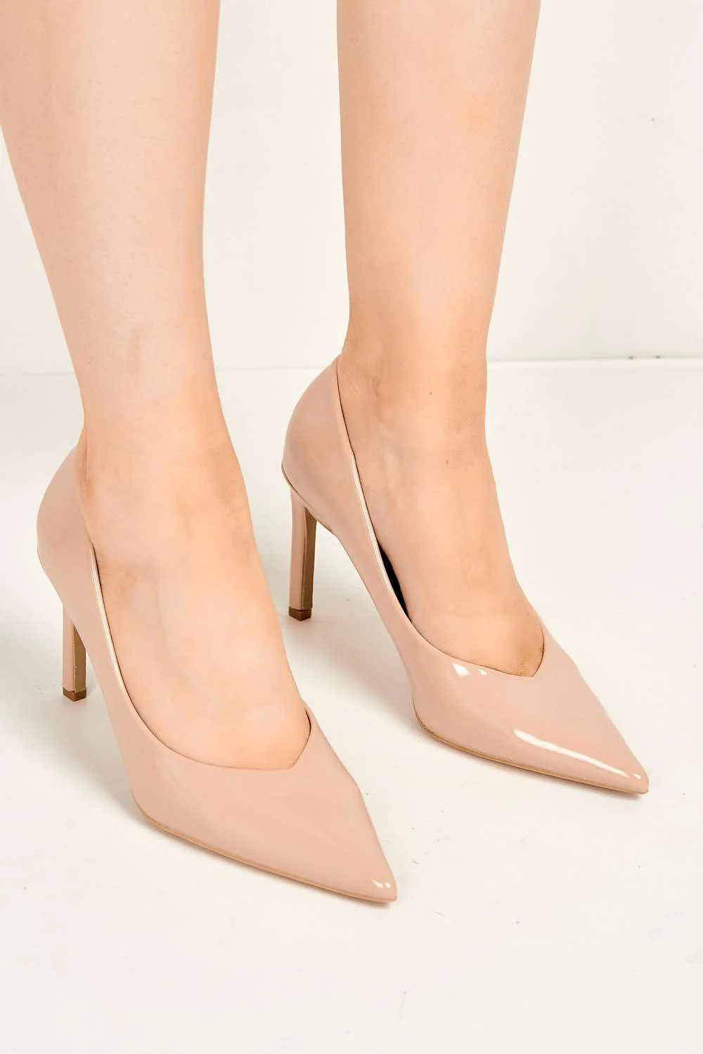 Poppie Pointed Toe Court Shoes in Nude Patent - Image 3