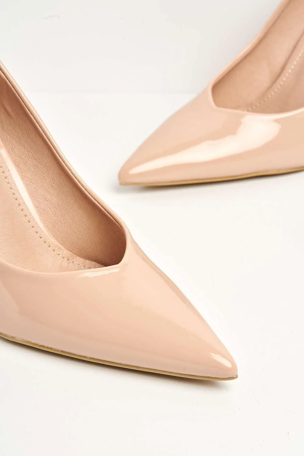 Poppie Pointed Toe Court Shoes in Nude Patent - Image 5