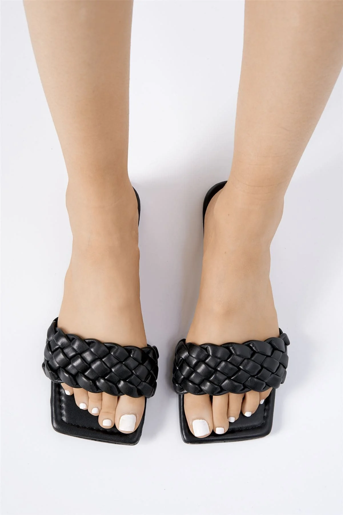 Quinn Plaited Flat Sandal in Black
