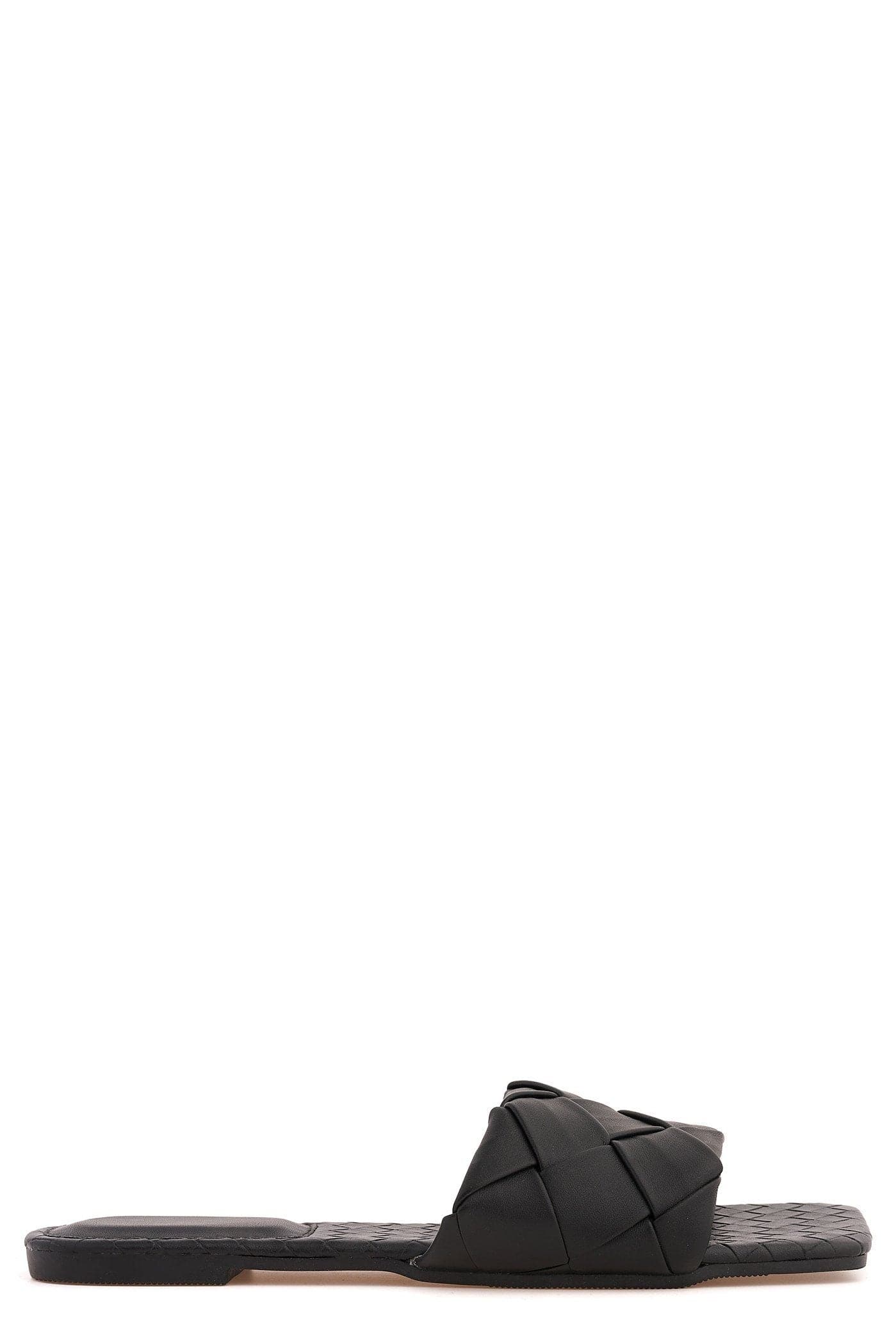 Raffia Crossover Plait Band Slider in Black - Image 4
