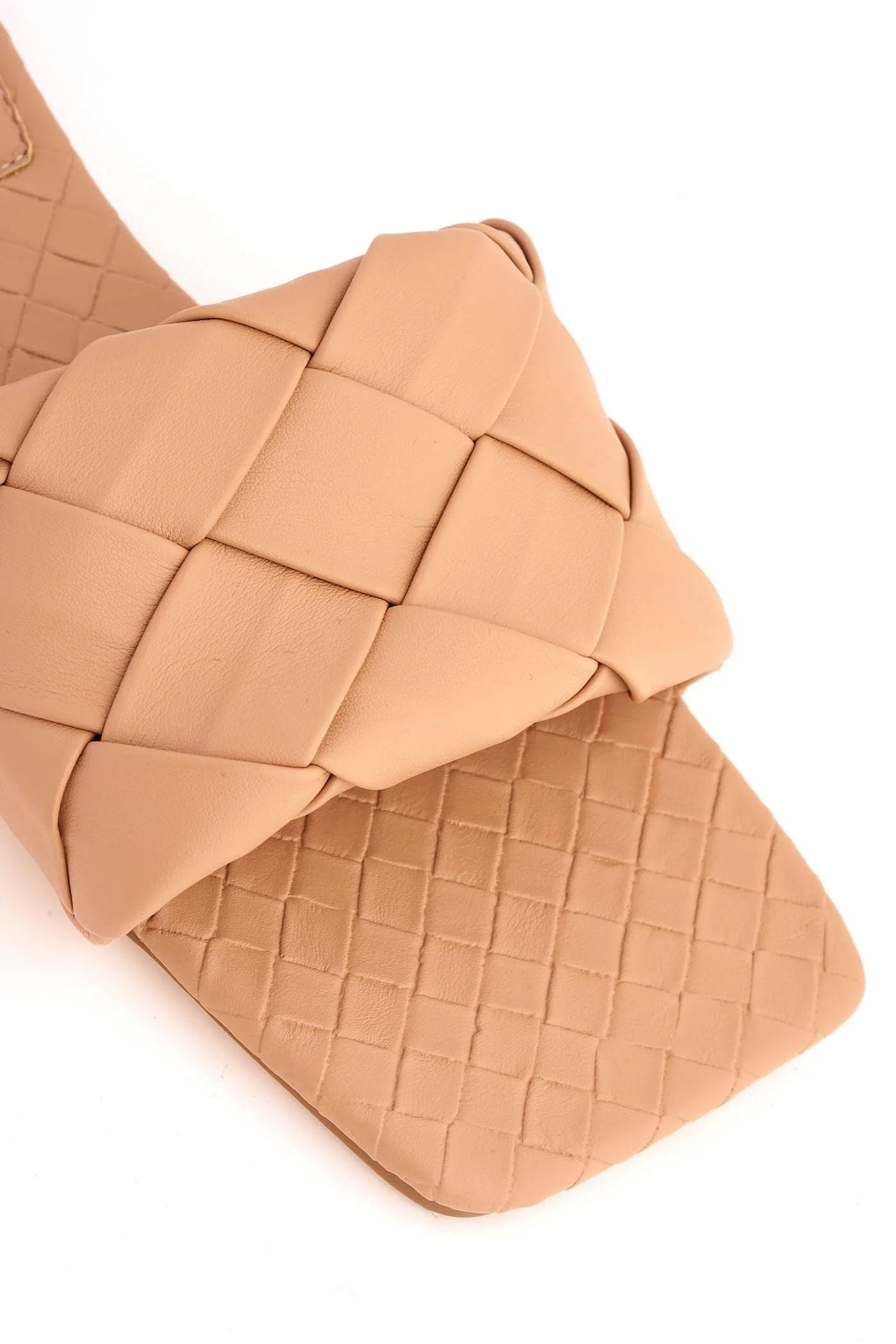 Raffia Crossover Plait Band Slider in Nude - Image 6