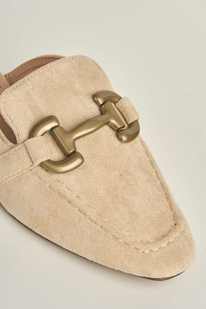 Rhiyan Horsebit Detail Loafer Mules in Beige - Image 5