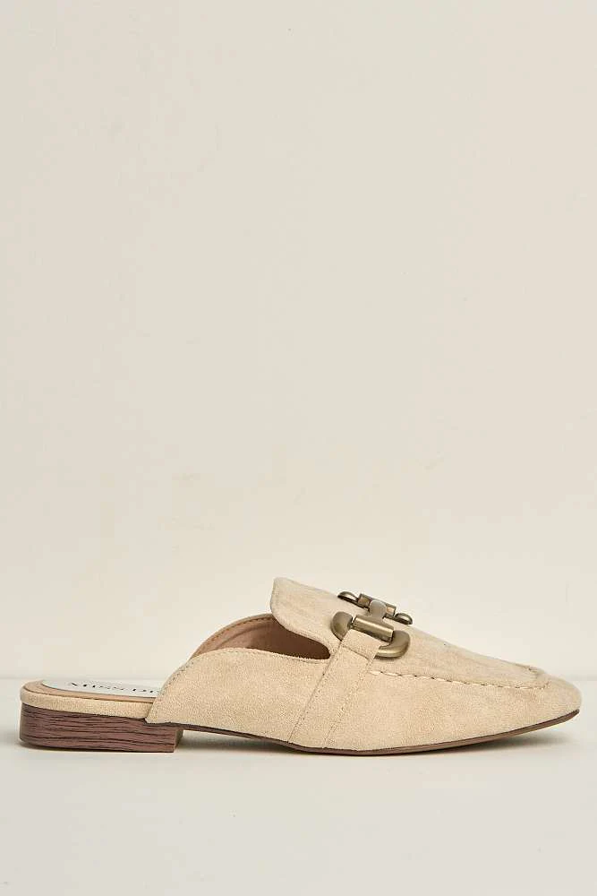 Rhiyan Horsebit Detail Loafer Mules in Beige - Image 6