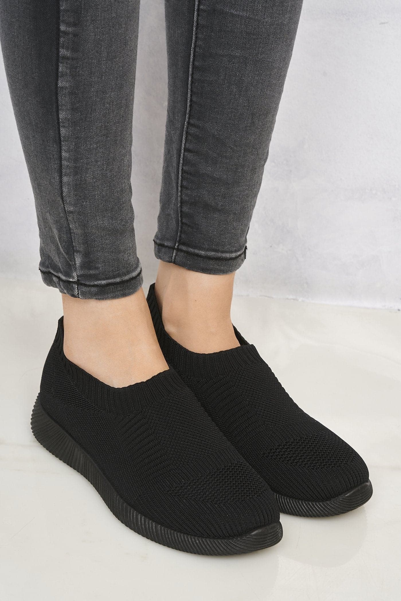 Shaughna Slip on Knitted Trainer in Black/Black Sole - Image 2