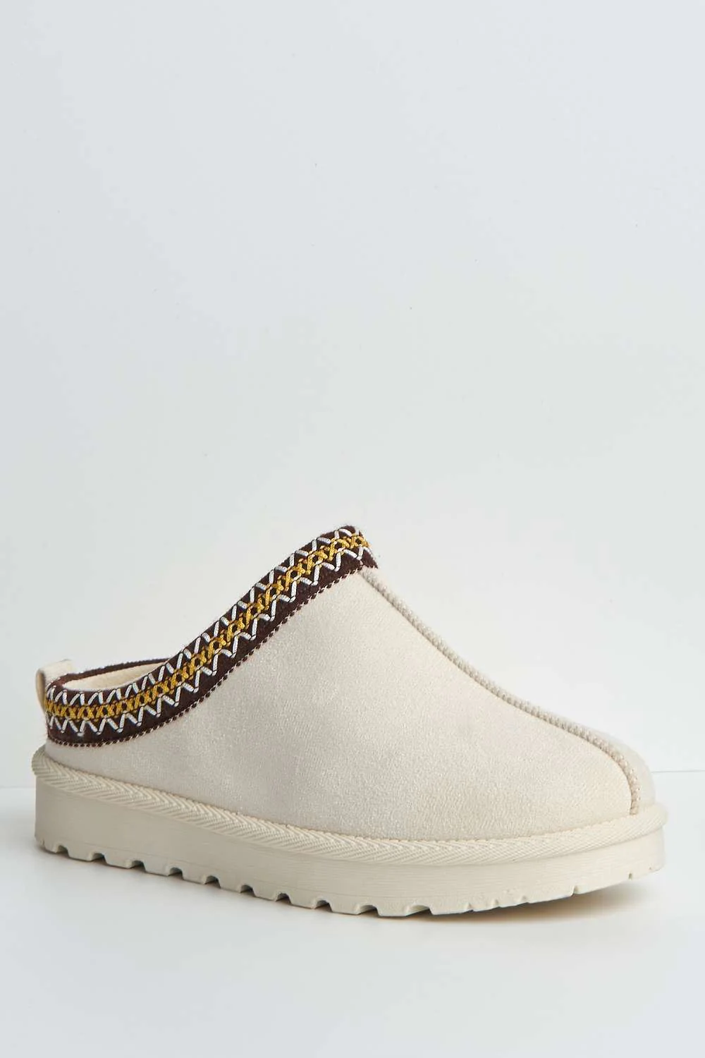 Sigrid Embroidered Faux Fur Lining Slippers in Beige - Image 4