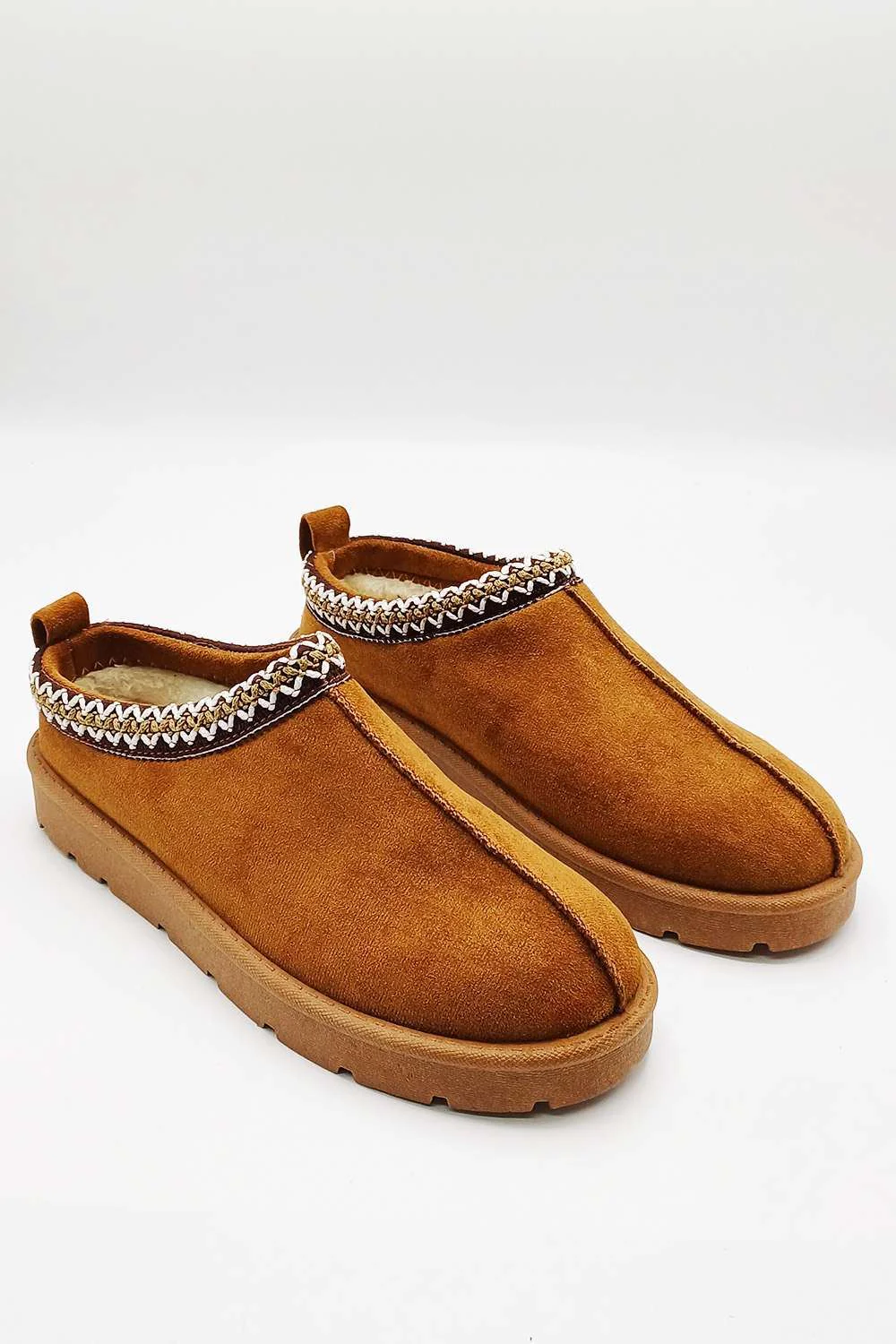 Sigrid Embroidered Faux Fur Lining Slippers in Camel - Image 4