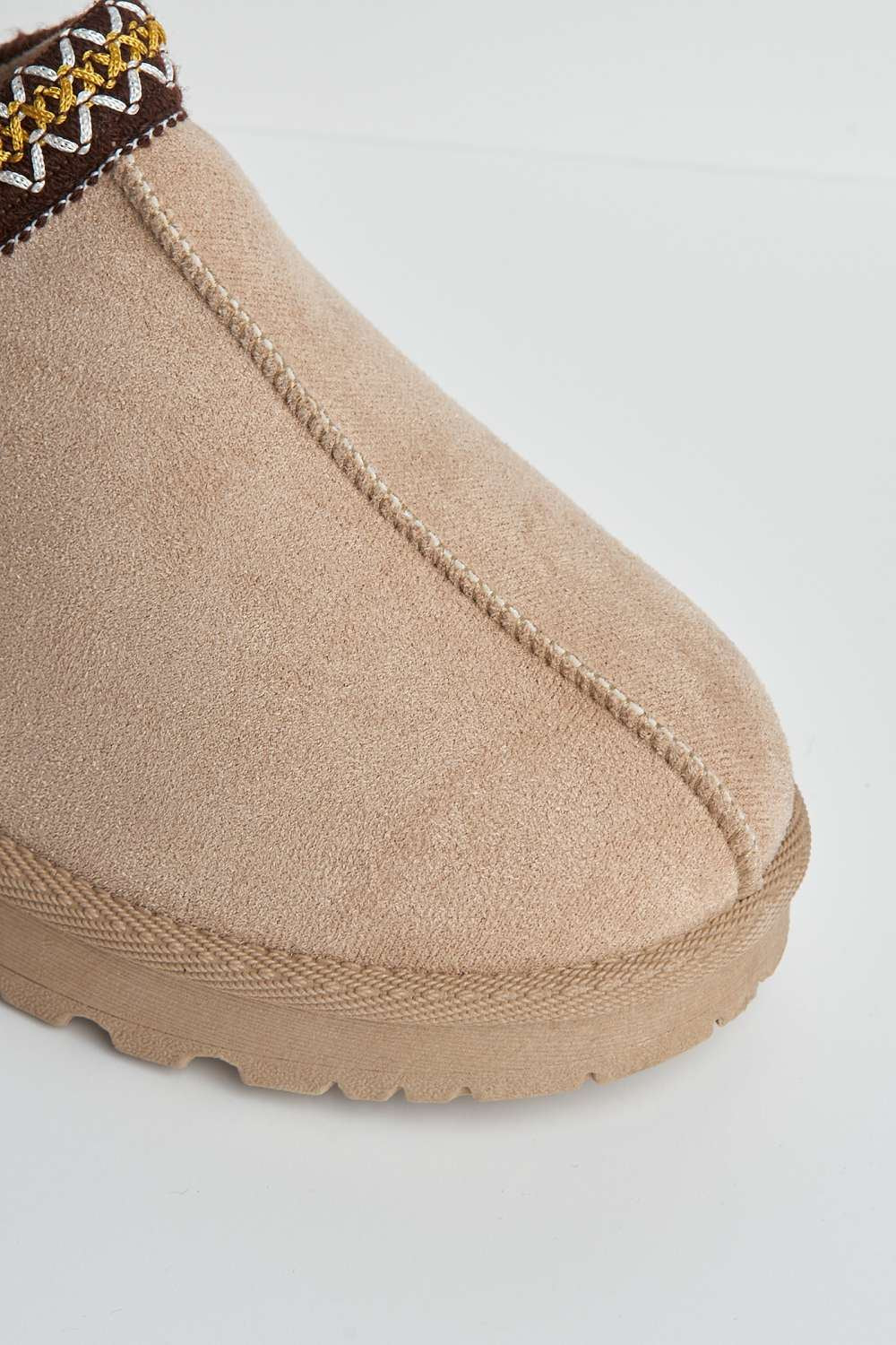 Sigrid Embroidered Faux Fur Lining Slippers in Mocha - Image 6