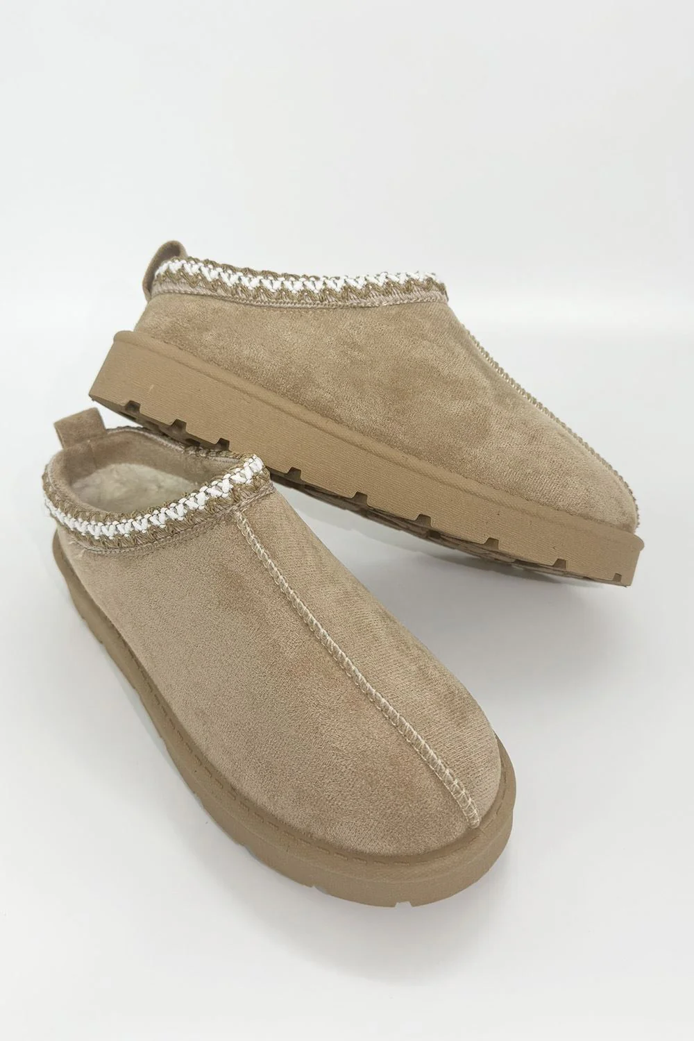 Sigrid Embroidered Faux Fur Lining Slippers in Sand - Image 2