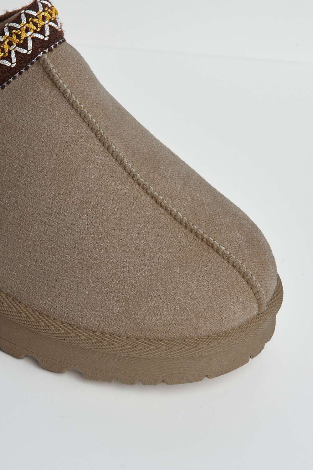 Sigrid Embroidered Faux Fur Lining Slippers in Taupe - Image 6