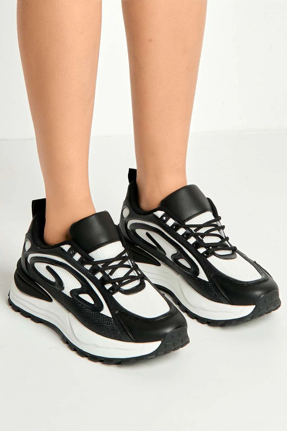 Taliah Side Detail Mesh Lace Up Trainers in Black - Image 3