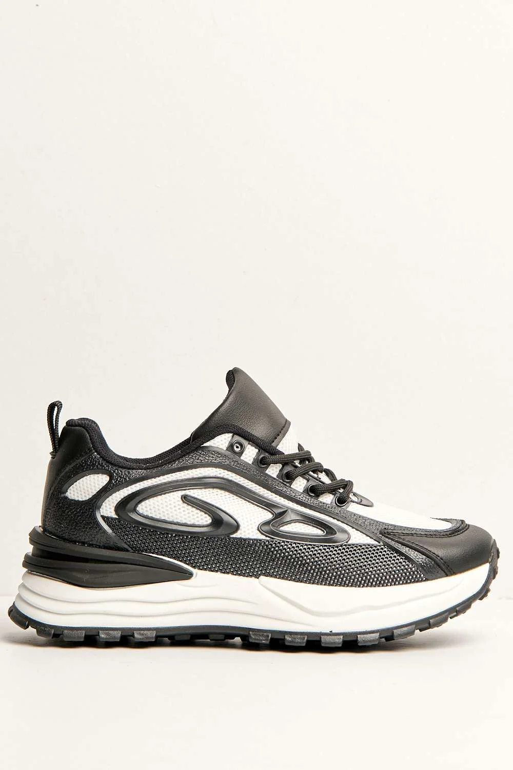 Taliah Side Detail Mesh Lace Up Trainers in Black - Image 4