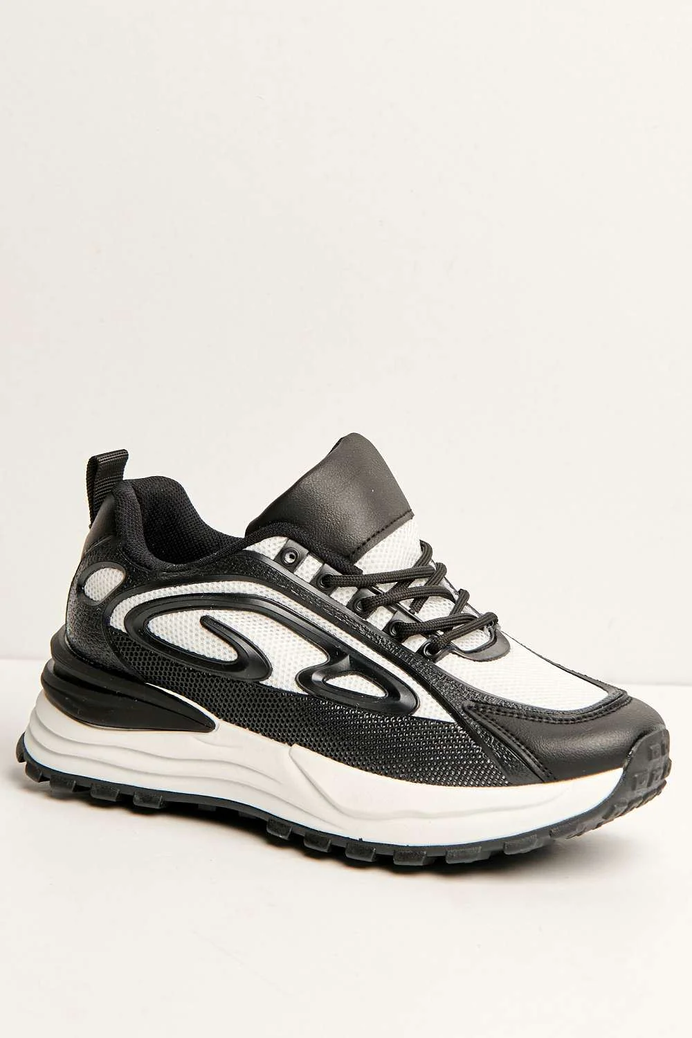 Taliah Side Detail Mesh Lace Up Trainers in Black - Image 5