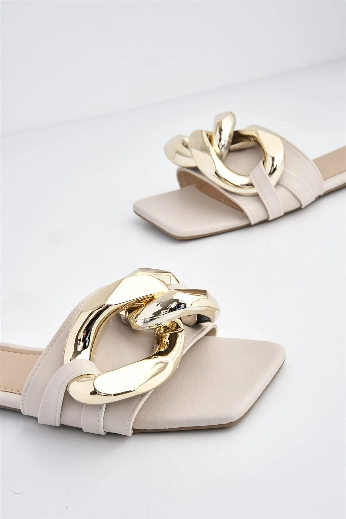 Teva Oversized Chain Flat Sandal in Nude - Image 6