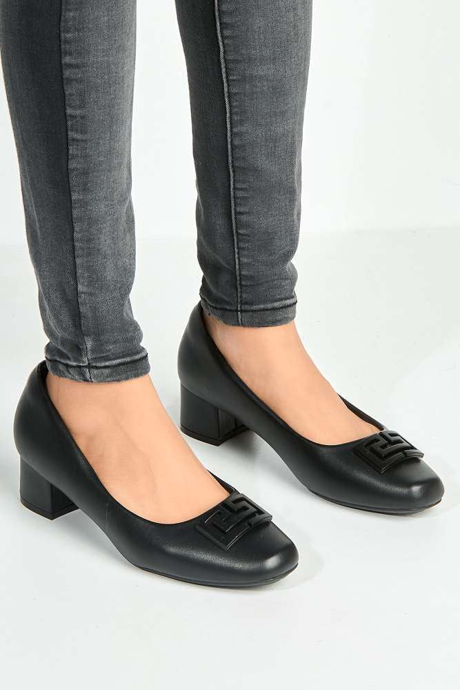 Uroosa Patterned Detail Block Heel Court Shoes - Image 3