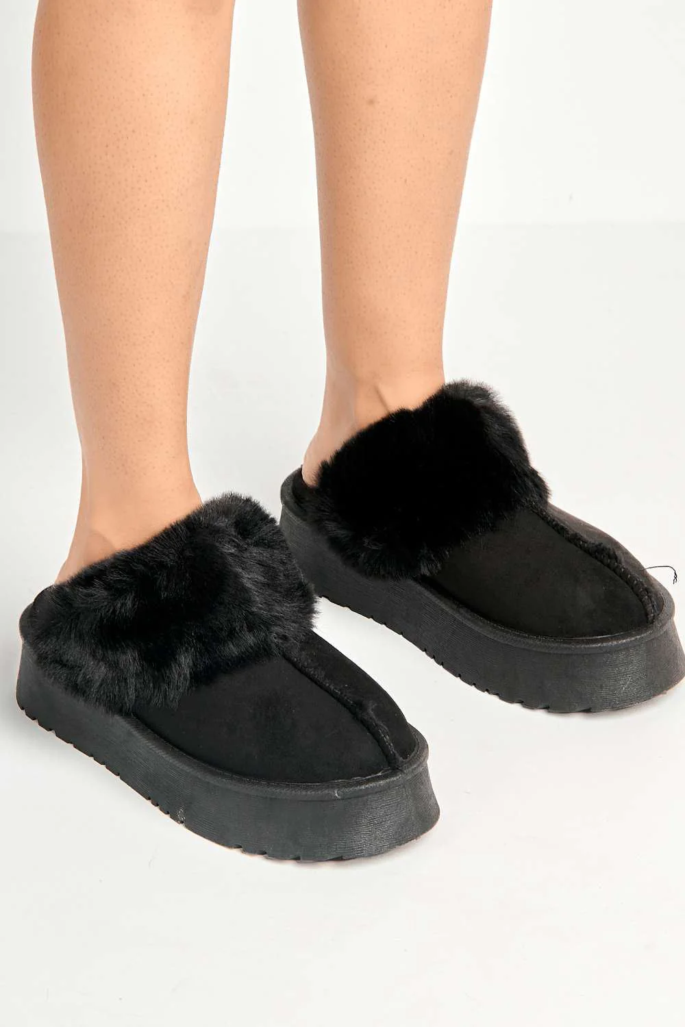 Ursella Faux Fur Lining Flatform Slippers in Black - Image 3