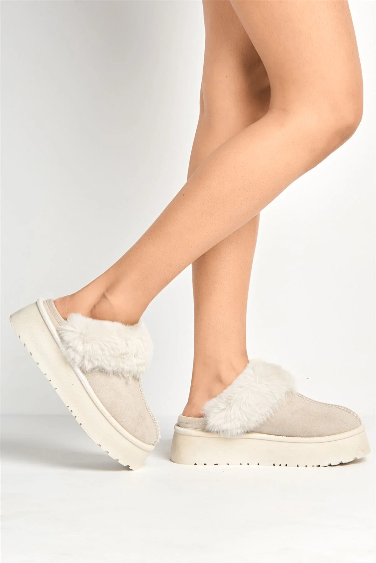 Ursella Faux Fur Lining Flatform Slippers in Sand - Image 3