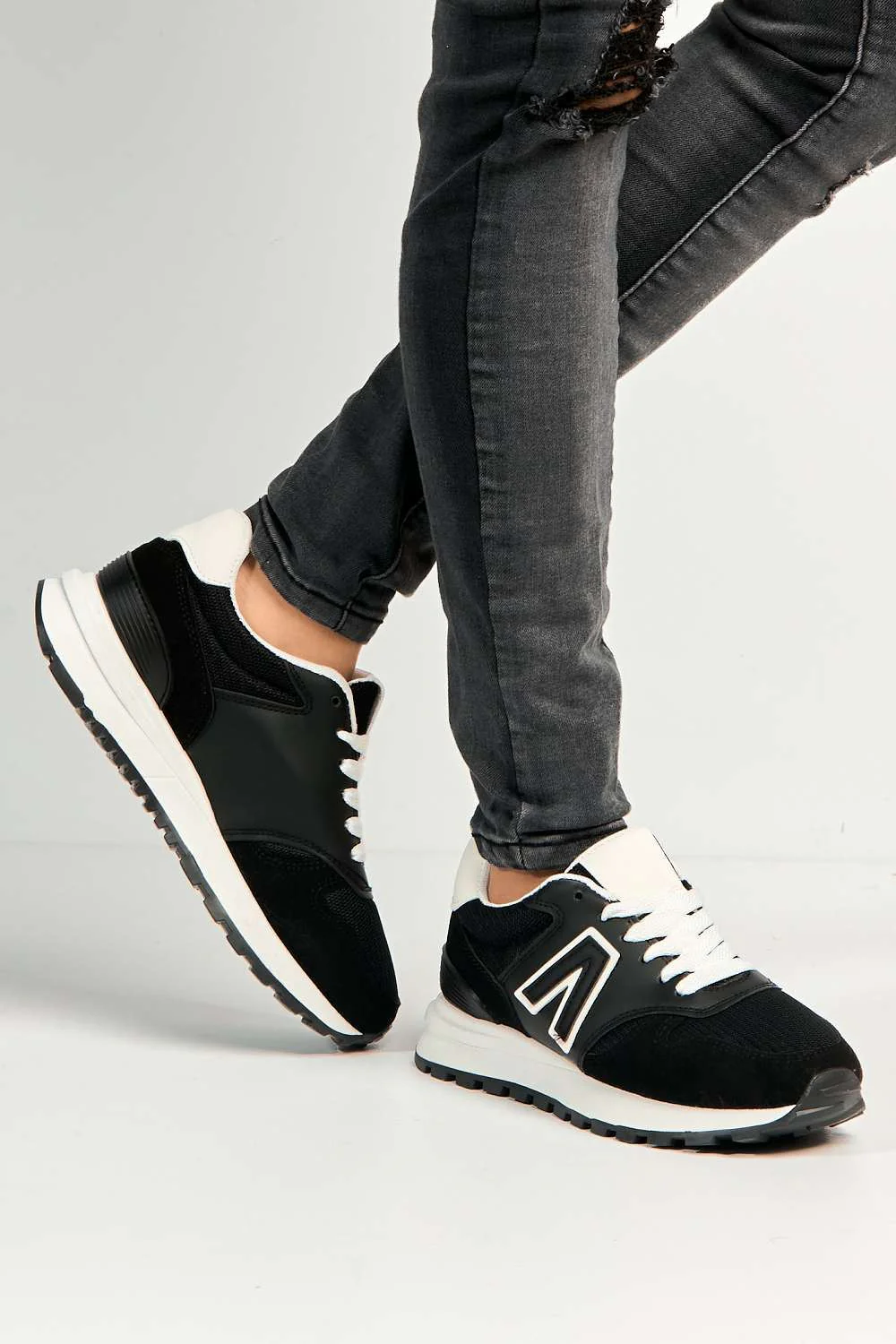 Vanna V Letter Detail Lace Up Trainers in Black