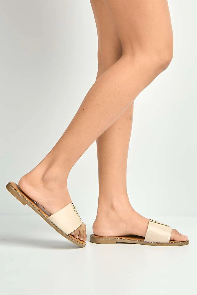 Veena V-Detail Slip-On Sliders in Nude - Image 3