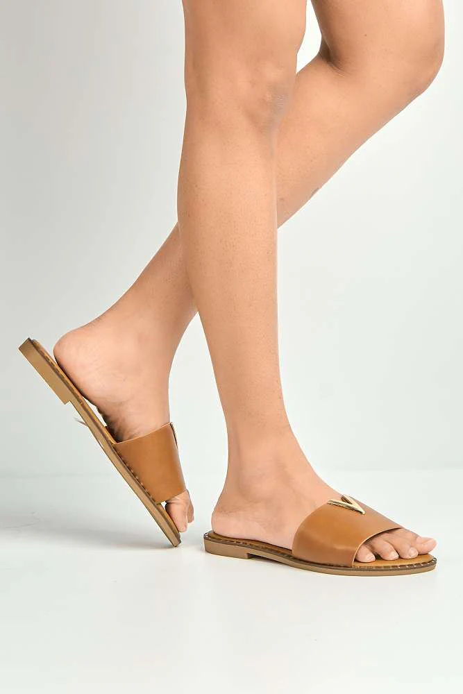 Veena V-Detail Slip-On Sliders in Tan