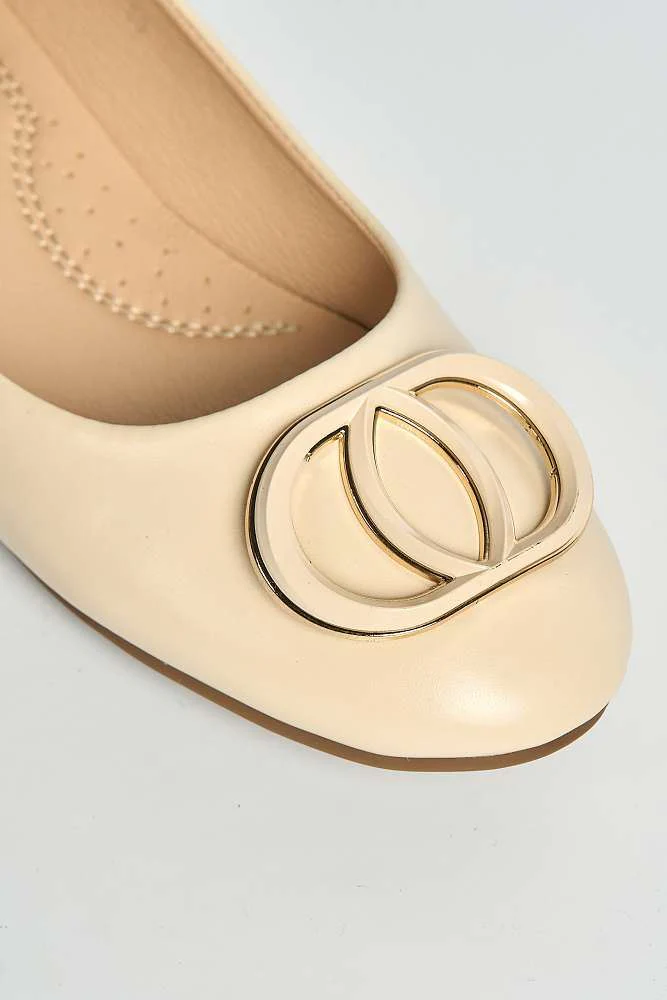 Vittoria Broach Detail Pumps in Beige - Image 5