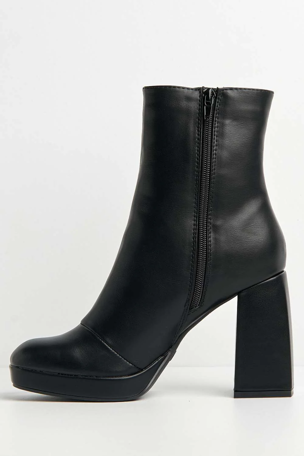 Vivika Side Zip Bock Heel Ankle Boots in Black Matt - Image 6