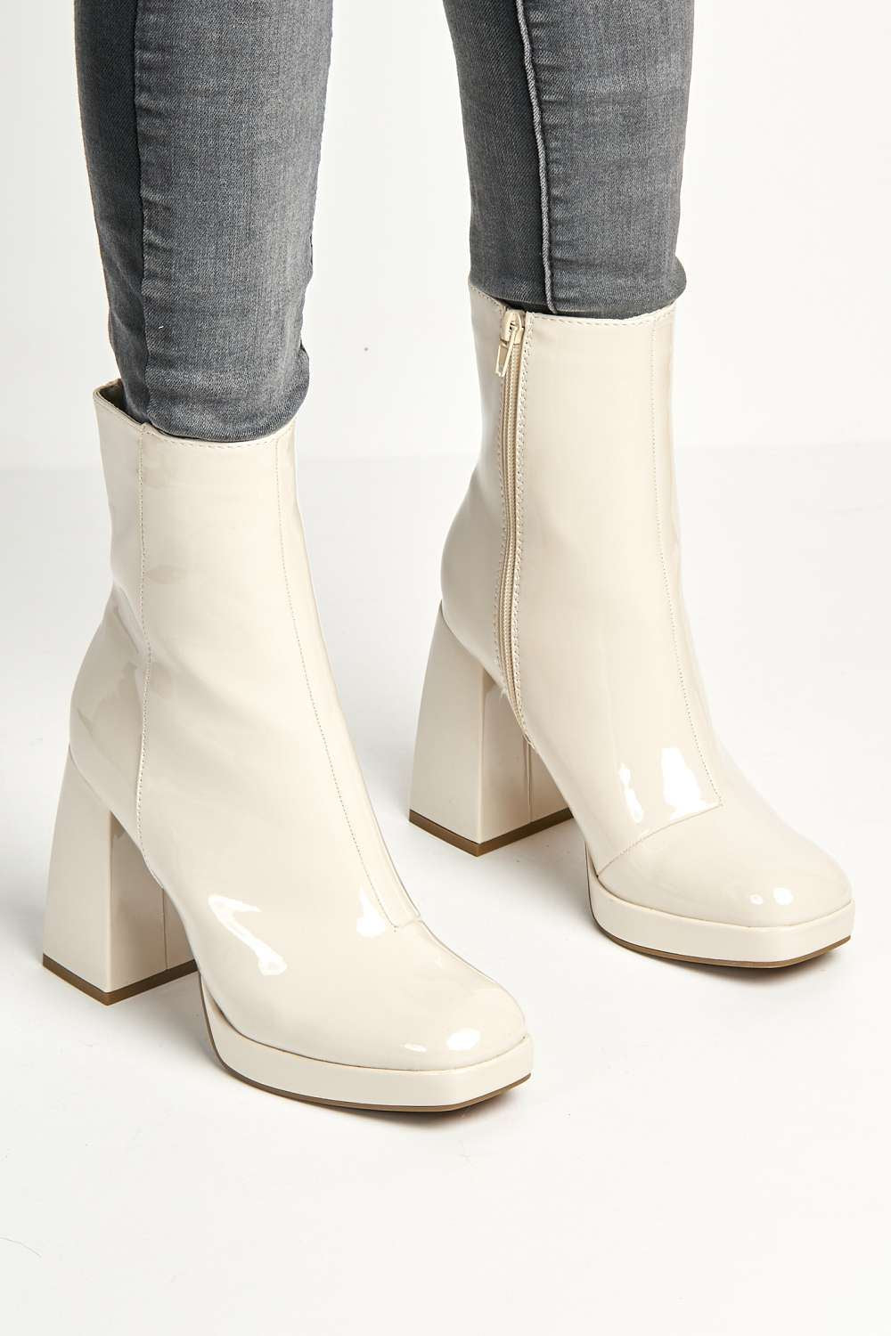 Vivika Side Zip Bock Heel Ankle Boots in Off-White - Image 2