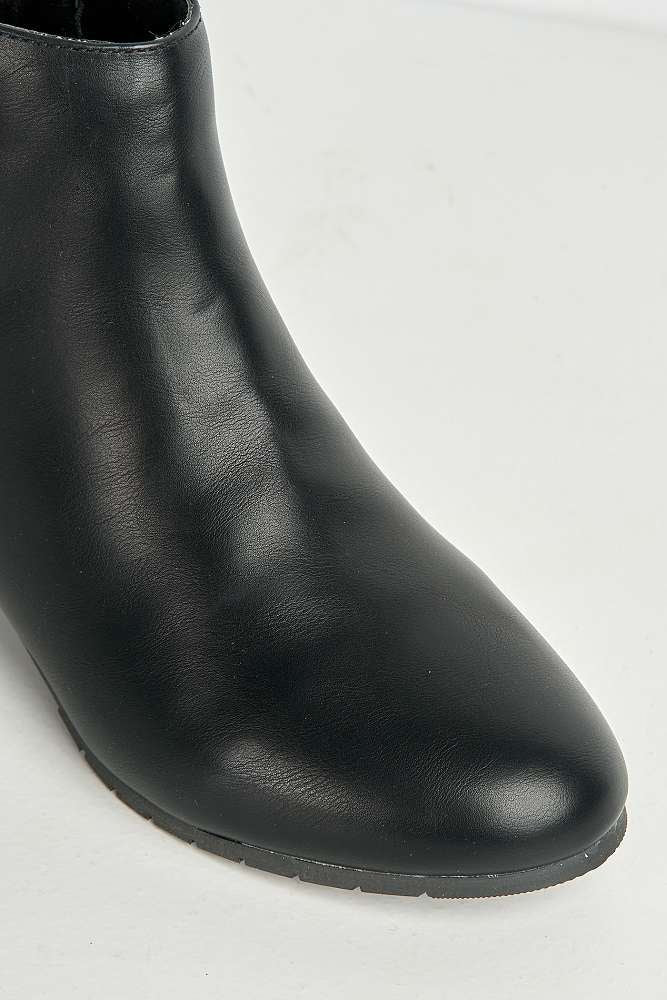 Wila Round Toe Low Block Heel Ankle Boots in Black Matt - Image 5