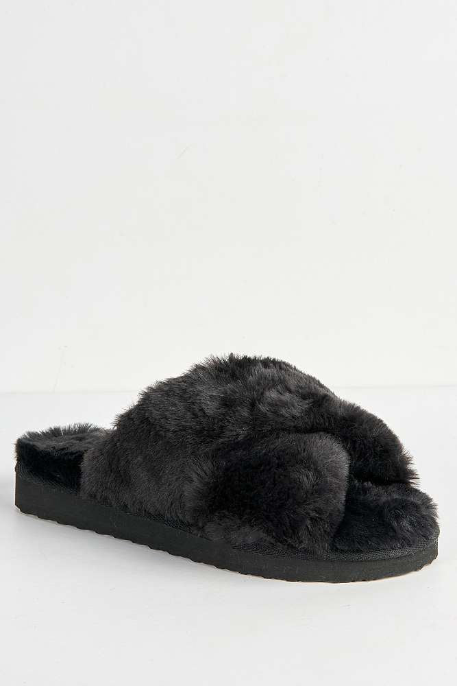 Wren Fluffy Crossover Strap Slippers in Black - Image 4