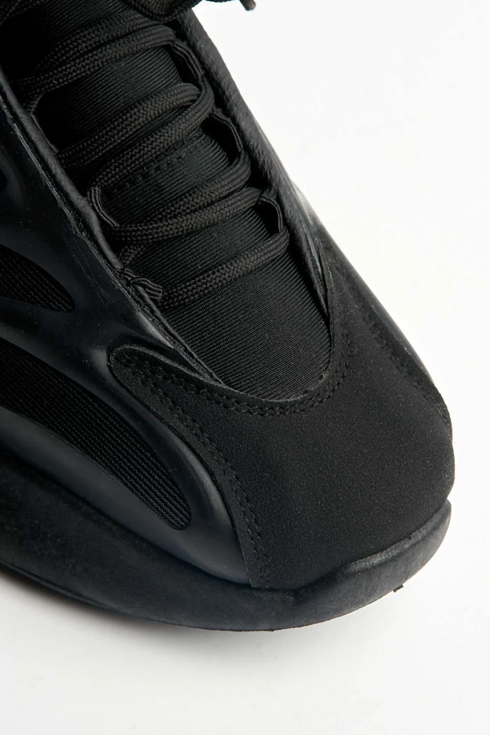 Yaz Lace Up Trainers in Black - Image 6