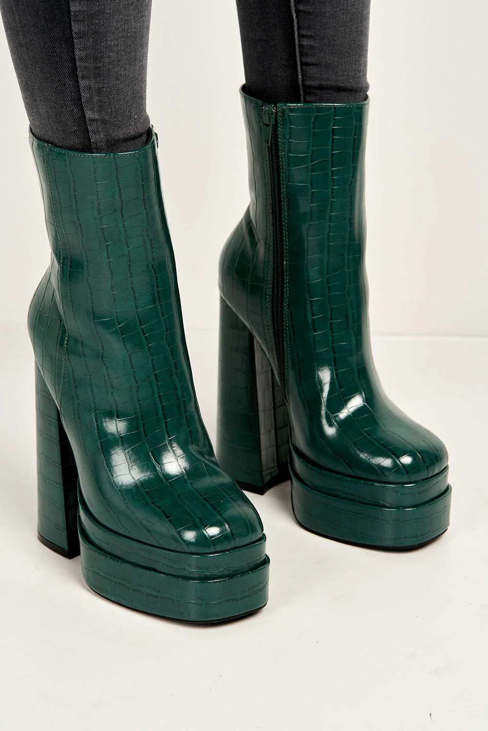 Yolanda Chunky Block Heel Platform Heeled Ankle Boots in Green Croc - Image 8