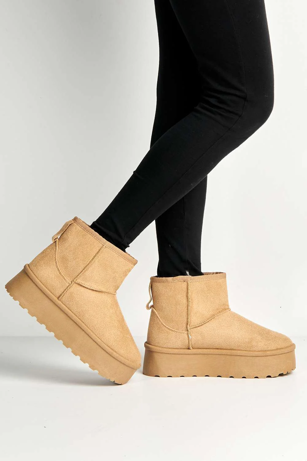 Yulla Flatform Faux Fur Lining Flatform Ankle Boots in Sand - Image 3