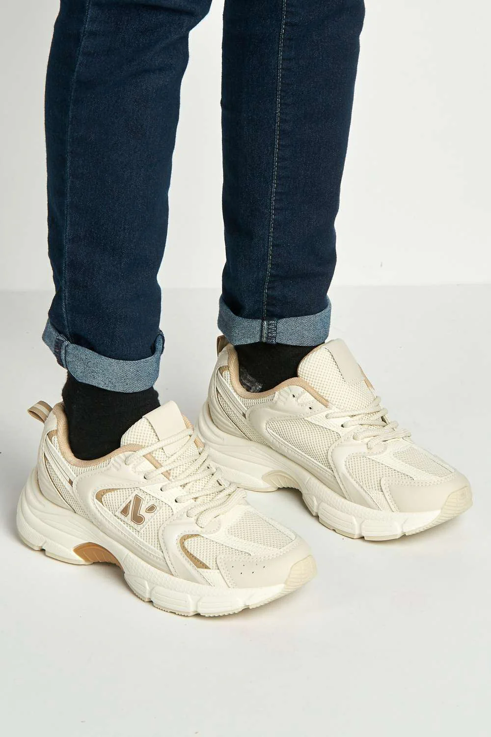 Zoona Mesh Detail Lace-Up Trainers in Beige - Image 3