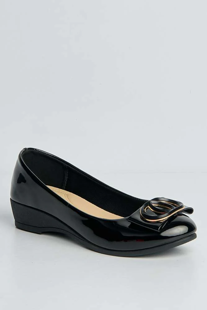Zosia Brooch Detail Wedge Slip on Pumps in Black Patent - Image 4
